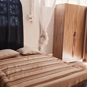 Le Paradis Des Petits Voyageurs Maison d'hôtes